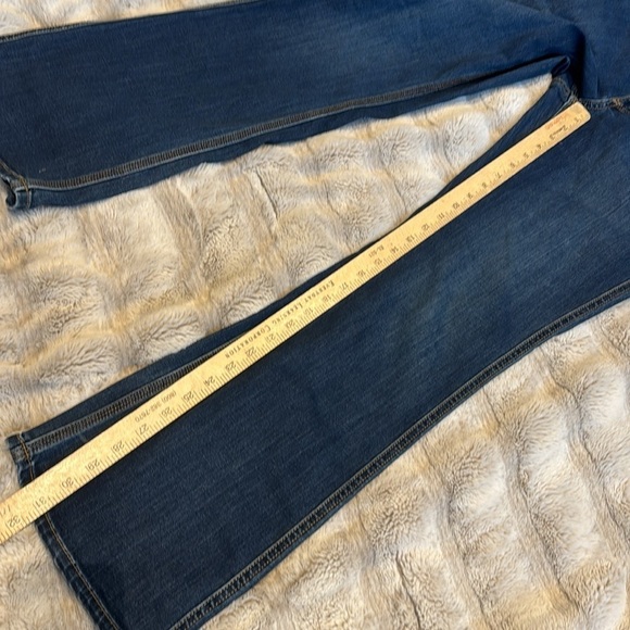 Carhartt Jeans Bootcut women’s size 6 blue denim w logo patch like new NWOT - Picture 7 of 11